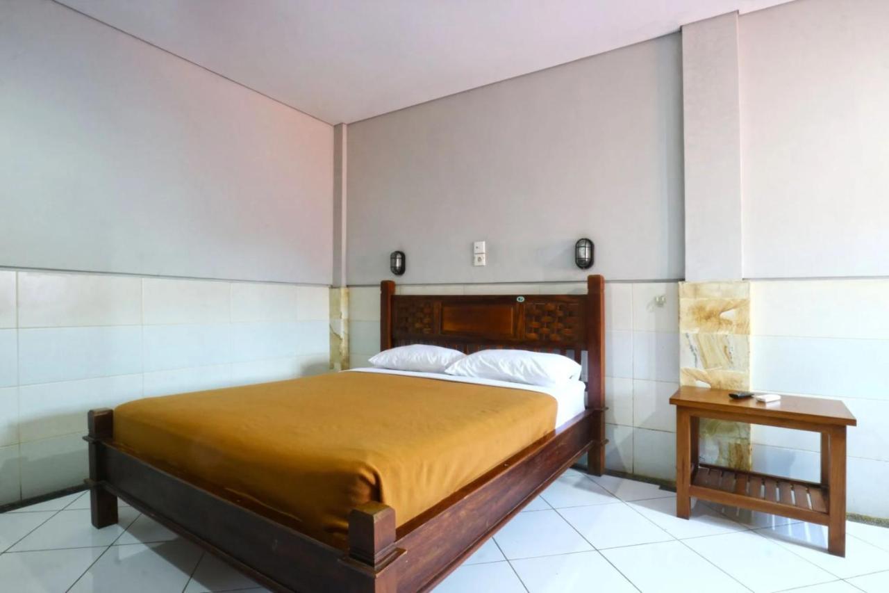 Kedin'S Inn Denpasar Exteriör bild