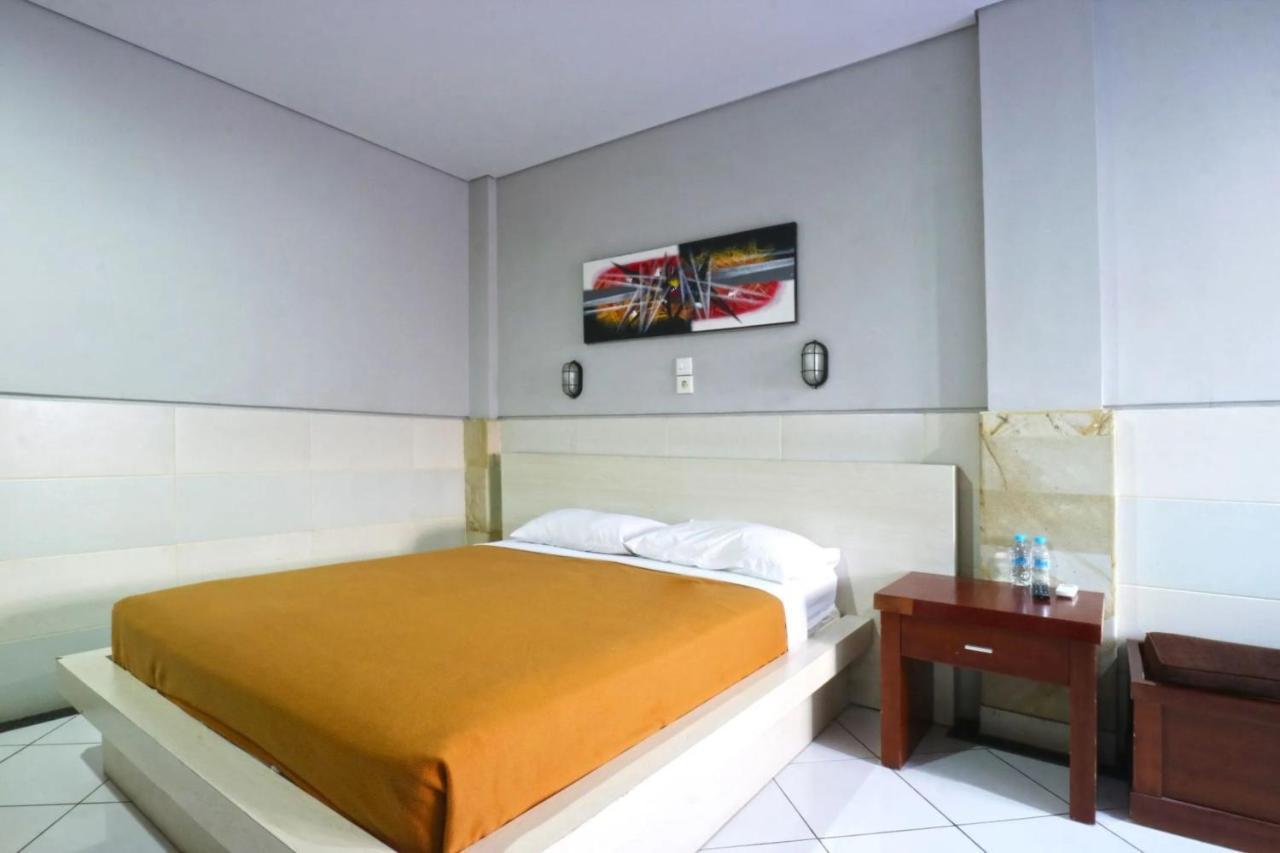 Kedin'S Inn Denpasar Exteriör bild
