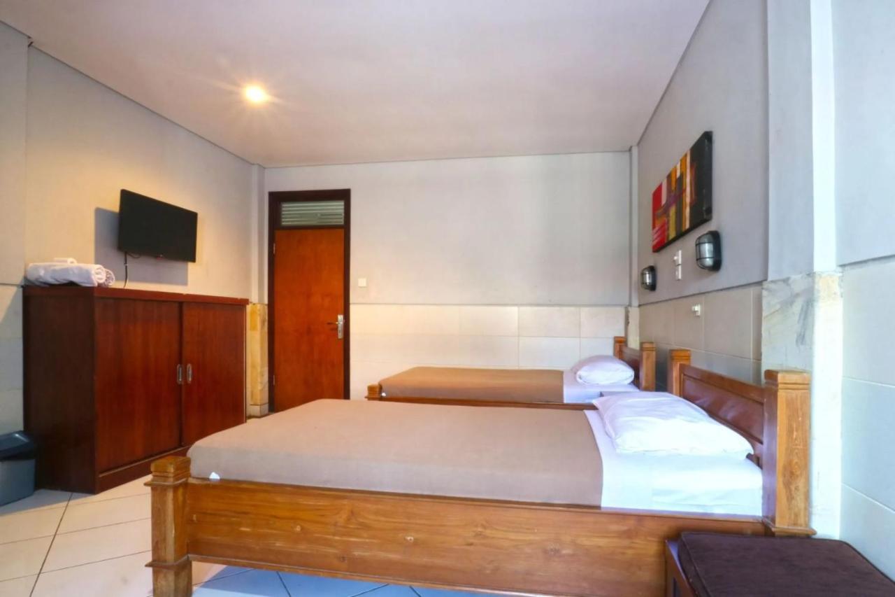 Kedin'S Inn Denpasar Exteriör bild