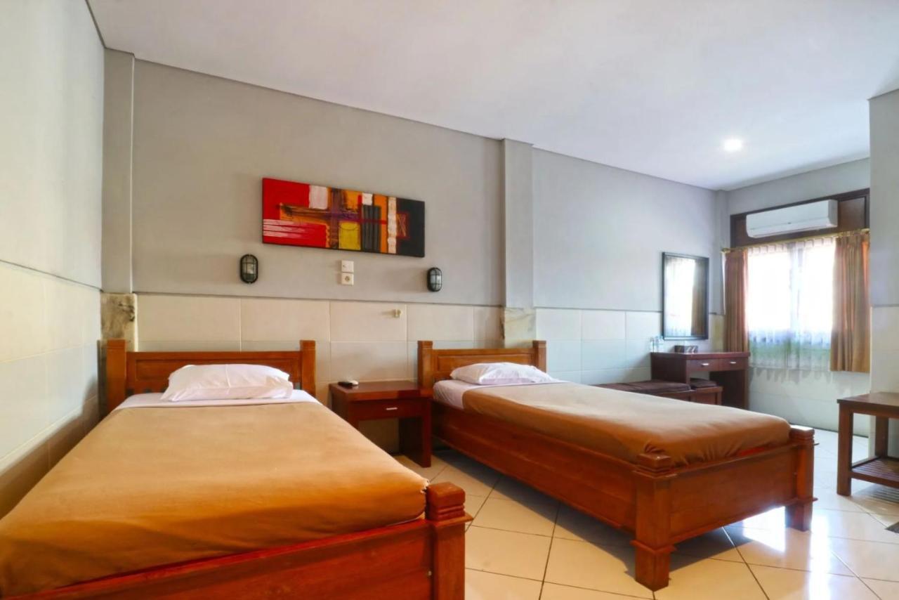 Kedin'S Inn Denpasar Exteriör bild
