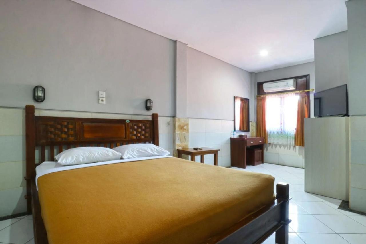 Kedin'S Inn Denpasar Exteriör bild
